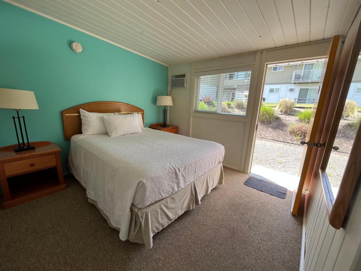 Okanagan Falls Holiday Beach Resort Motel المظهر الخارجي الصورة