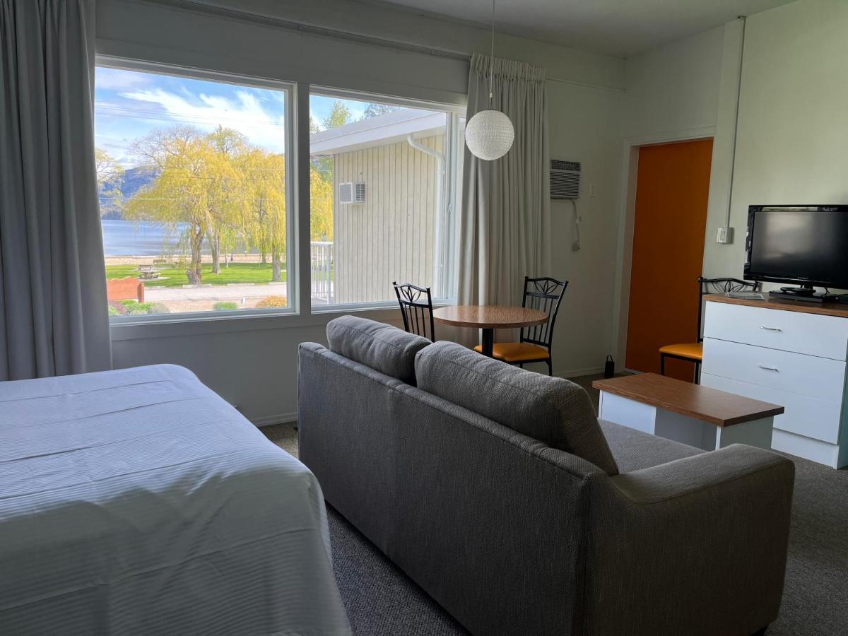 Okanagan Falls Holiday Beach Resort Motel المظهر الخارجي الصورة