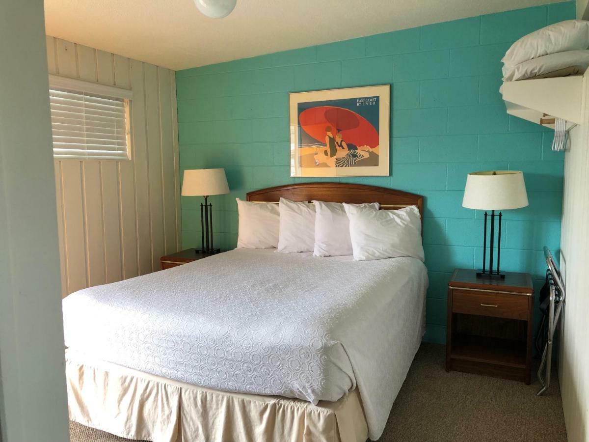 Okanagan Falls Holiday Beach Resort Motel المظهر الخارجي الصورة